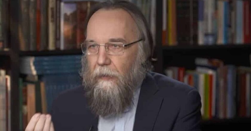 Александар Дугин предвидува црно сценарио во наредните години